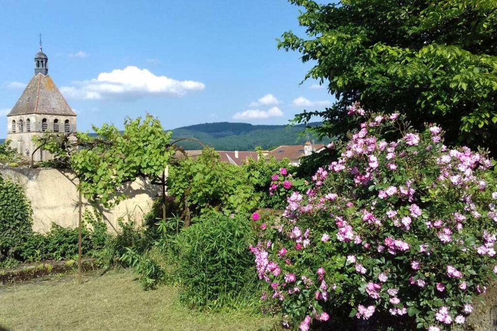 Вилла Jardin De Cure Клюни Экстерьер фото